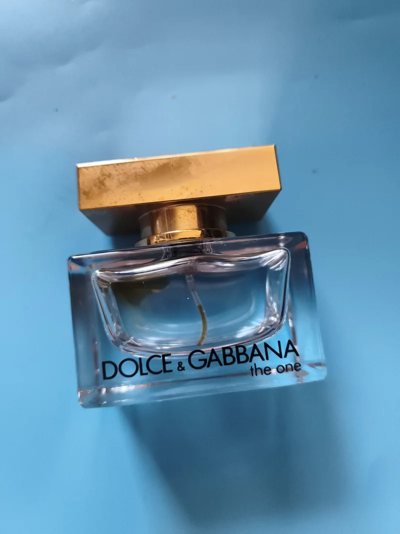 Flacon parfum Dolce & Gabbana The One femme, vaporisateur, bouchon doré