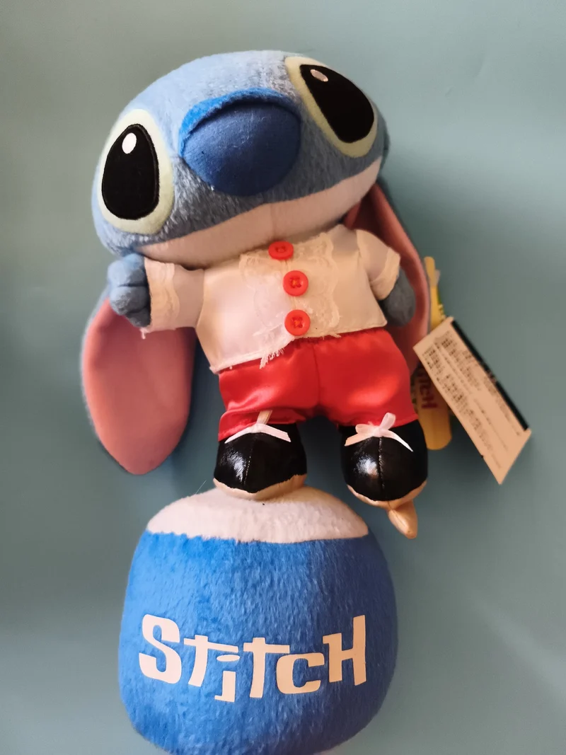 Peluche Stitch Disney costume blanc rouge Tokyo Japon rare, peluche originale