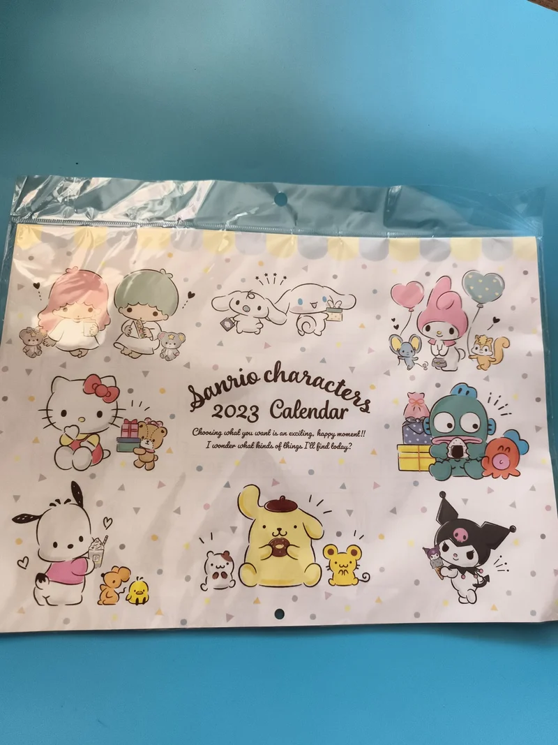 Calendrier Sanrio 2023 personnages Hello Kitty My Melody Pompompurin neuf