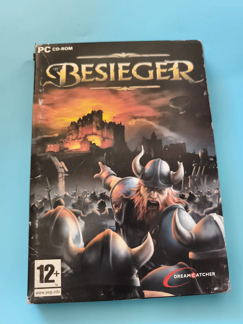 Jeu PC Besieger DreamCatcher CD-ROM stratégie médiévale 12+ boîte