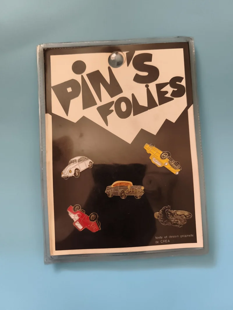 Lot de 5 pin's Pin's Folies véhicules auto moto CREA