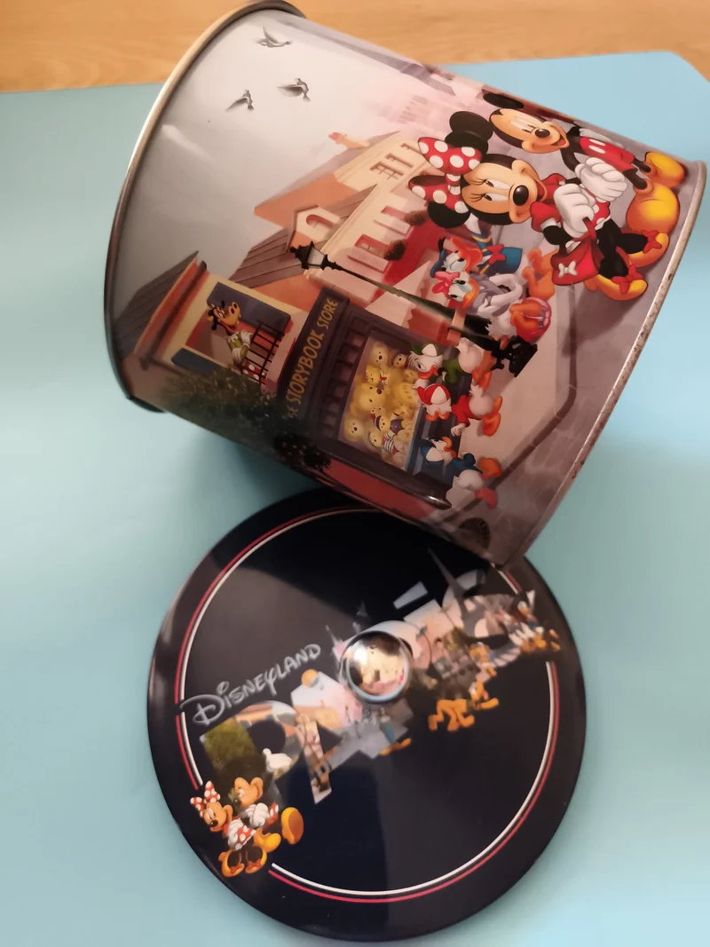 Boîte ronde Disney Disneyland métal décor Mickey Minnie Goofy Donald
