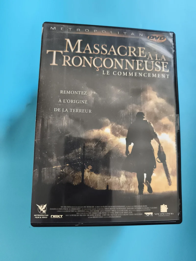 DVD Massacre à la Tronçonneuse Le Commencement Metropolitan film horreur