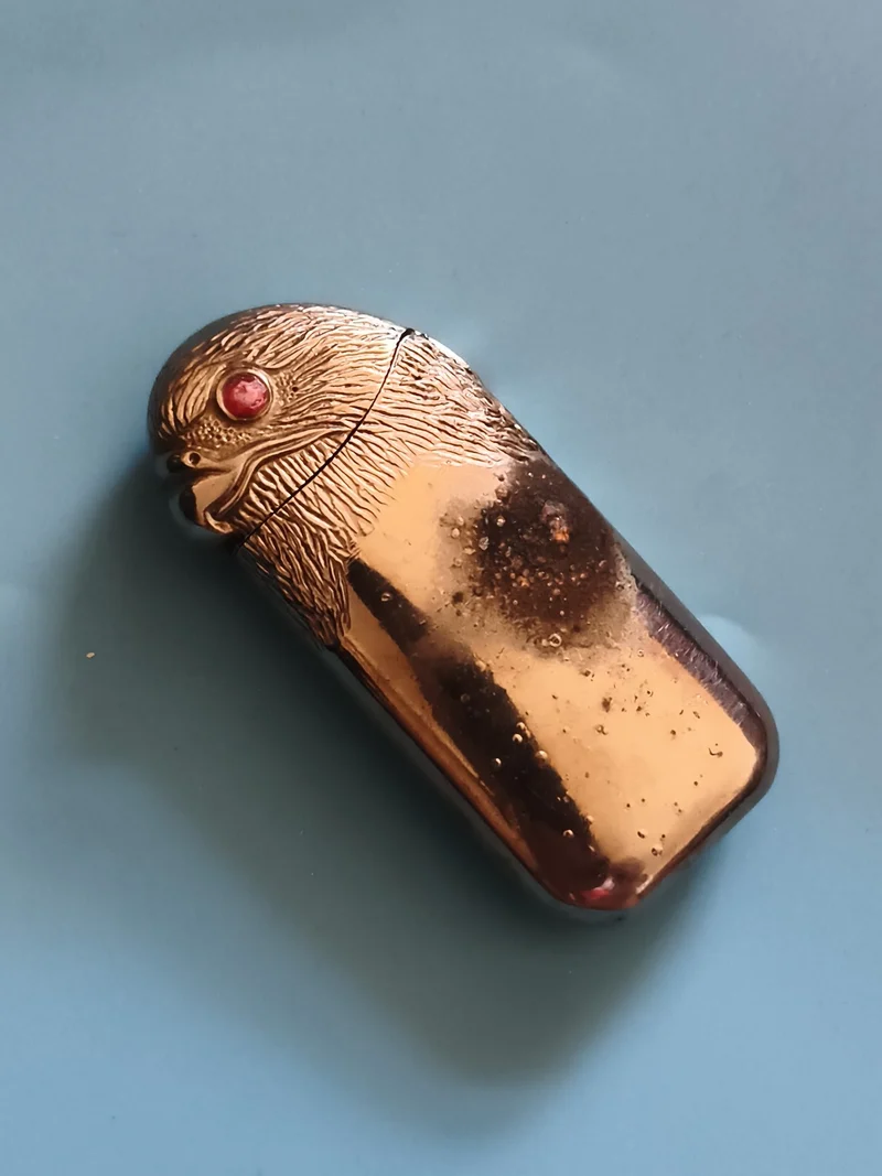 Briquet vintage tête d’aigle doré œil rouge, allume-cigare rétro années 60