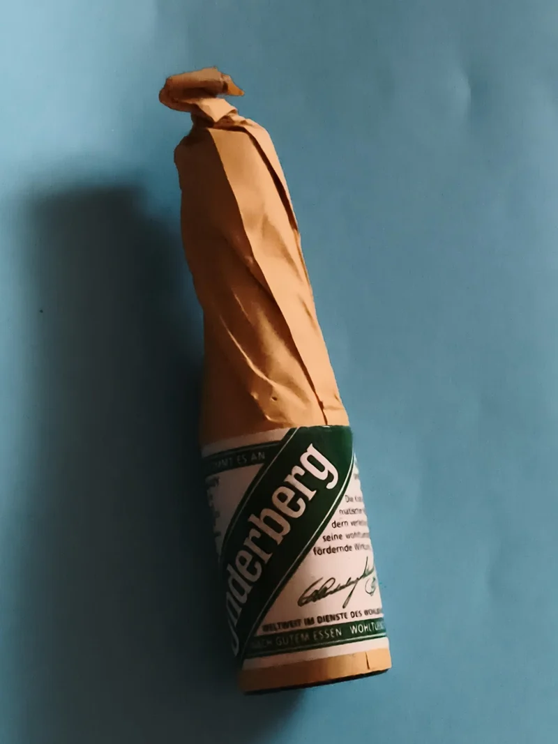 Mignonnette vintage Underberg apéritif alcool mini bouteille papier