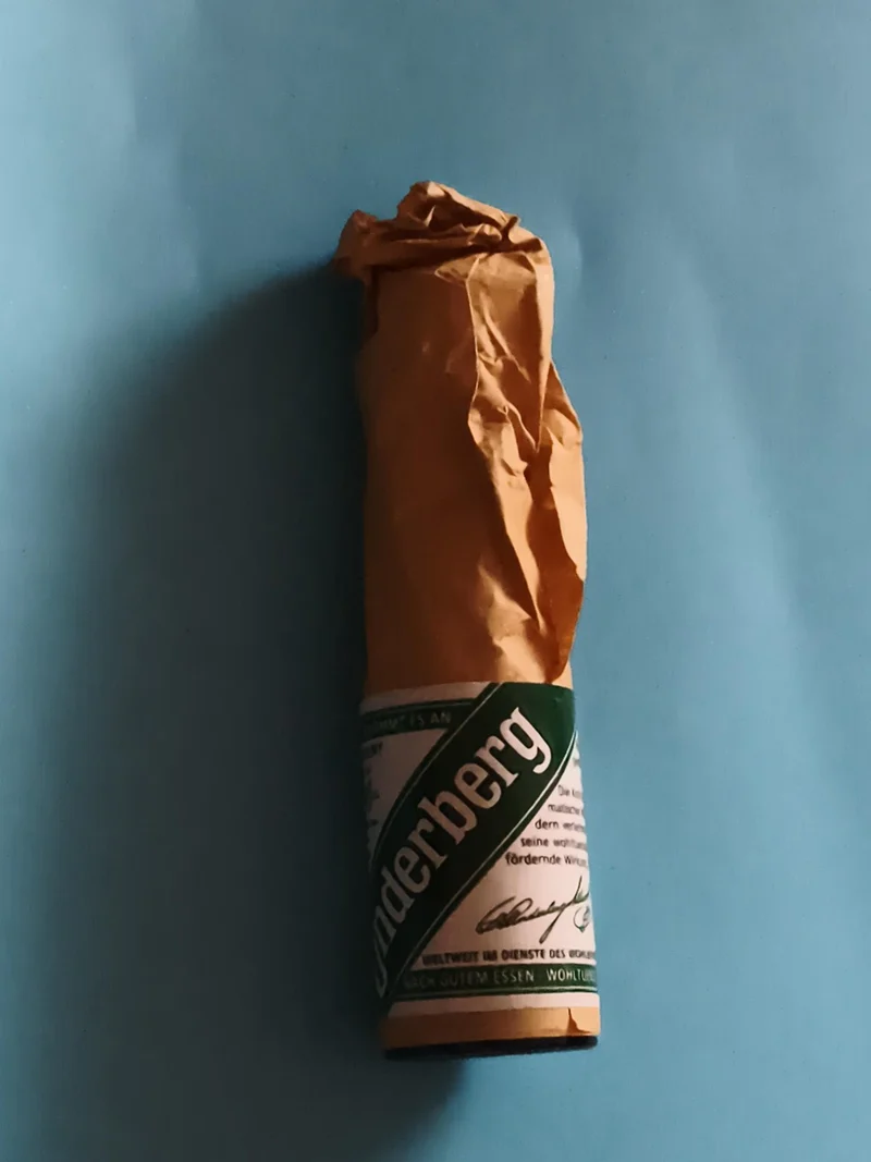Mignonnette vintage Underberg apéritif alcool emballage papier brun