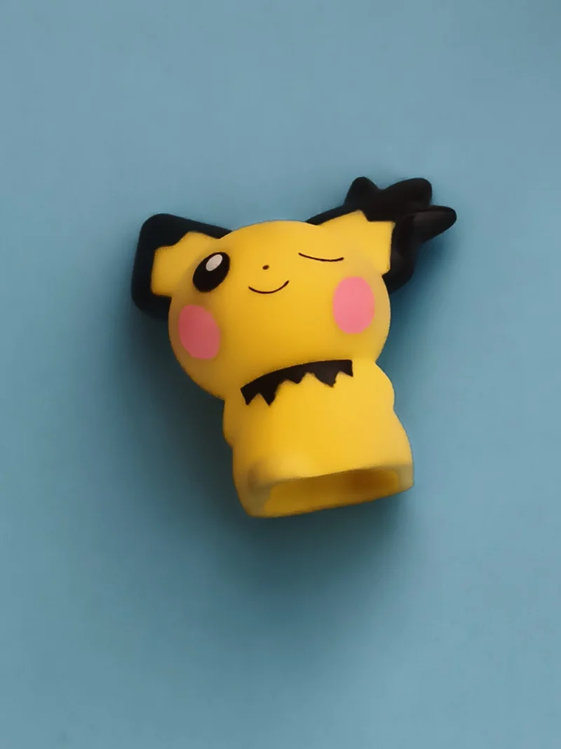 Marionnette doigt Pichu Pokémon jaune figurine finger puppet