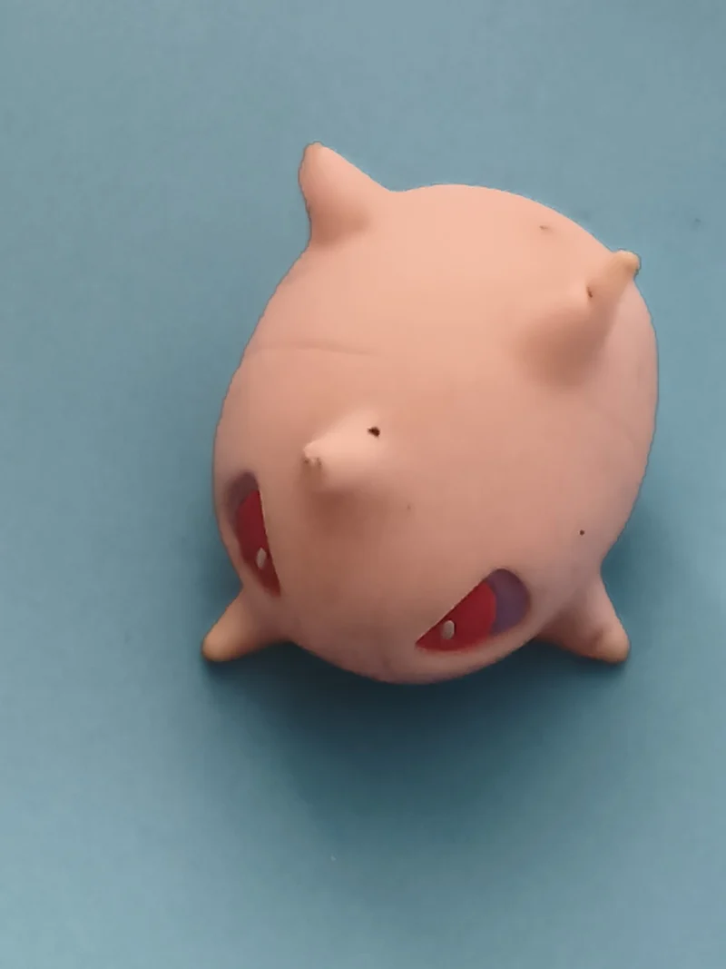 Figurine marionnette doigt Pokémon Goinfrex rose yeux rouges finger puppet