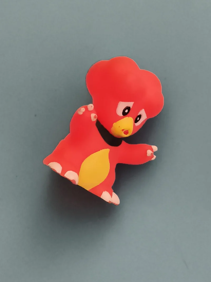 Marionnette doigt Pokémon Magby figurine rouge jaune finger puppet