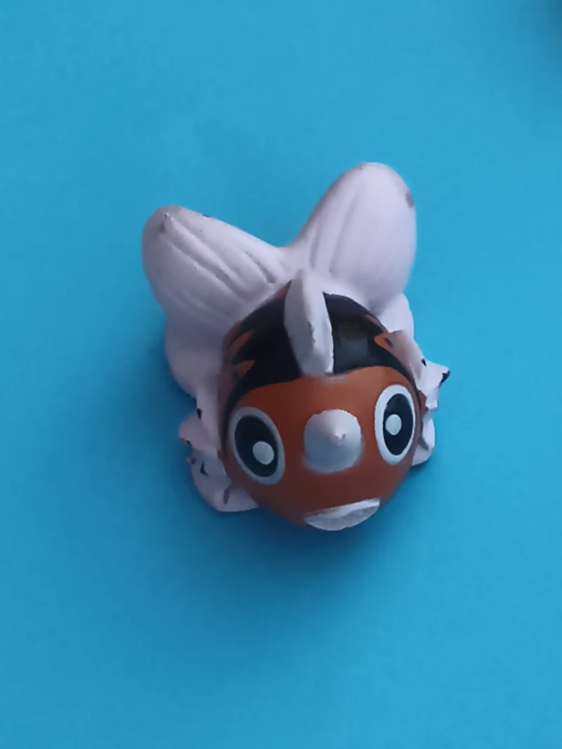 Marionnette doigt Pokémon Poissirène figurine orange blanc finger puppet