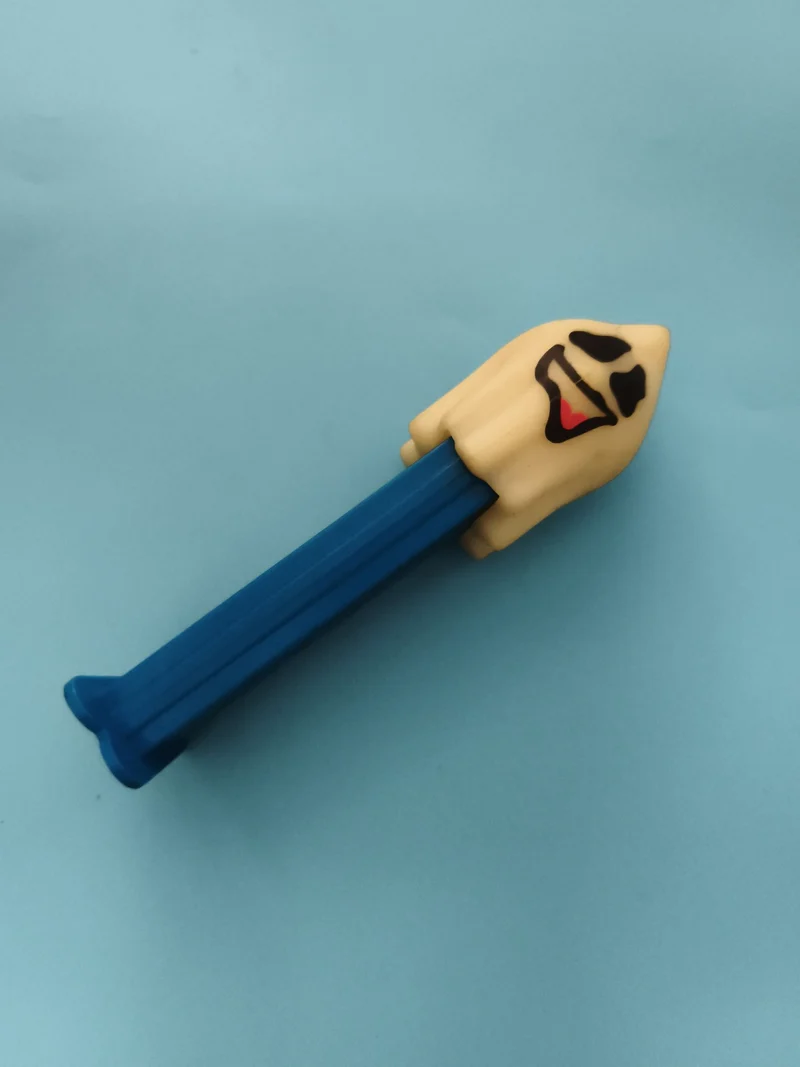 Distributeur Pez fantôme bleu jaune tête Halloween Ghost candy dispenser