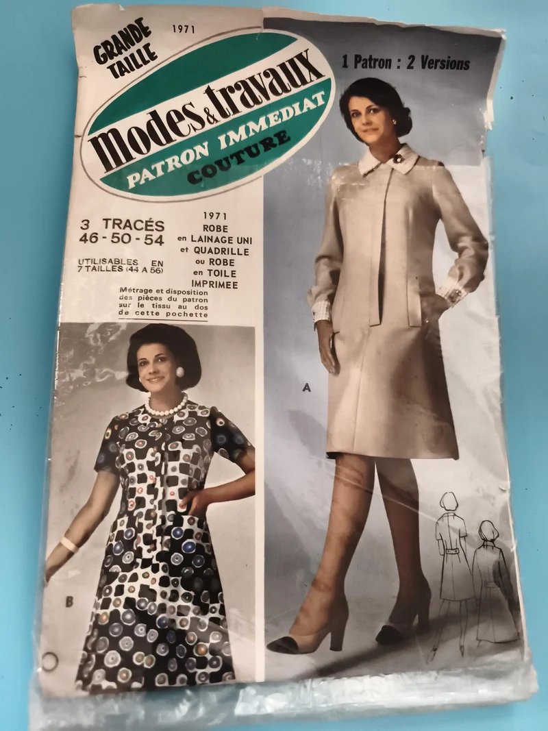 Patron couture Modes & Travaux 1971 robe grande taille vintage ancien