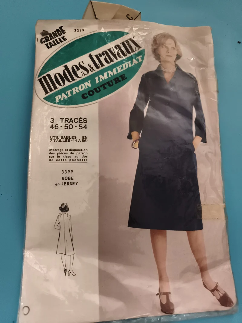 Patron couture Modes & Travaux 3399 robe jersey grande taille vintage ancien