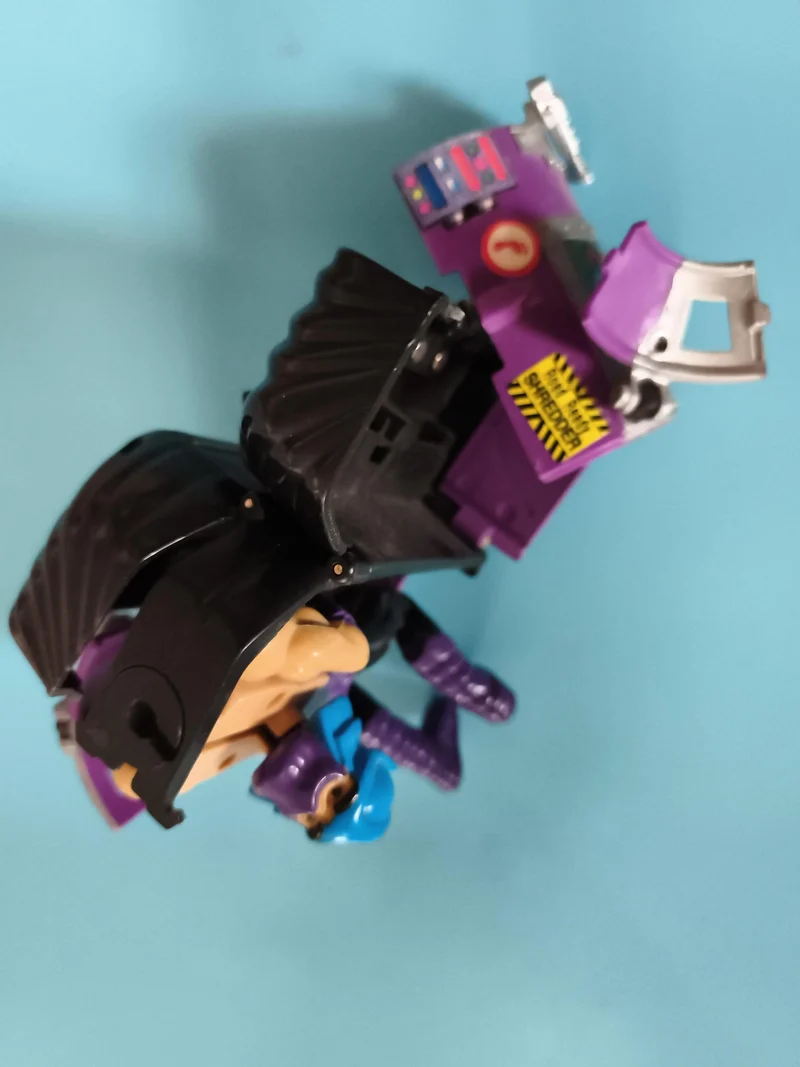 Véhicule Tortues Ninja Foot Clan noir violet figurine accessoire TMNT