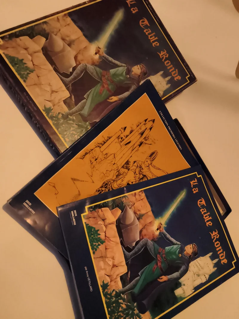 Jeu de rôle vintage La Table Ronde JDR médiéval français complet