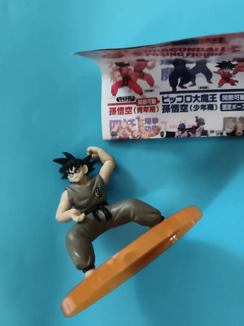 Figurine Gashapon Dragon Ball Z Goku socle orange Bandai manga animé