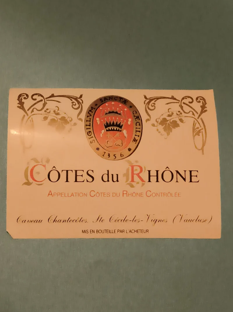 Étiquette vin vintage Côtes du Rhône neuve, Caveau Chantecôtes, blason doré