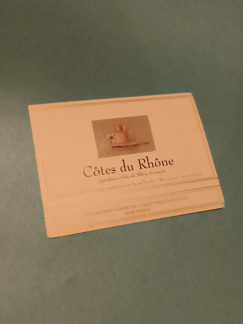 Étiquette de vin Côtes du Rhône vintage neuve, SCA Cave Vacqueyras