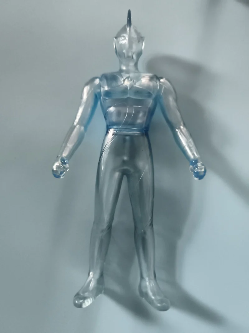 Figurine Ultraman transparente effet givré Sentai translucide clear