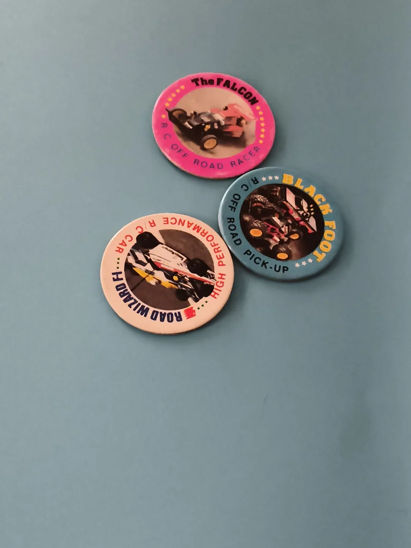 Pogs vintage voitures RC années 90 lot x3 Menko, The Falcon Black Foot