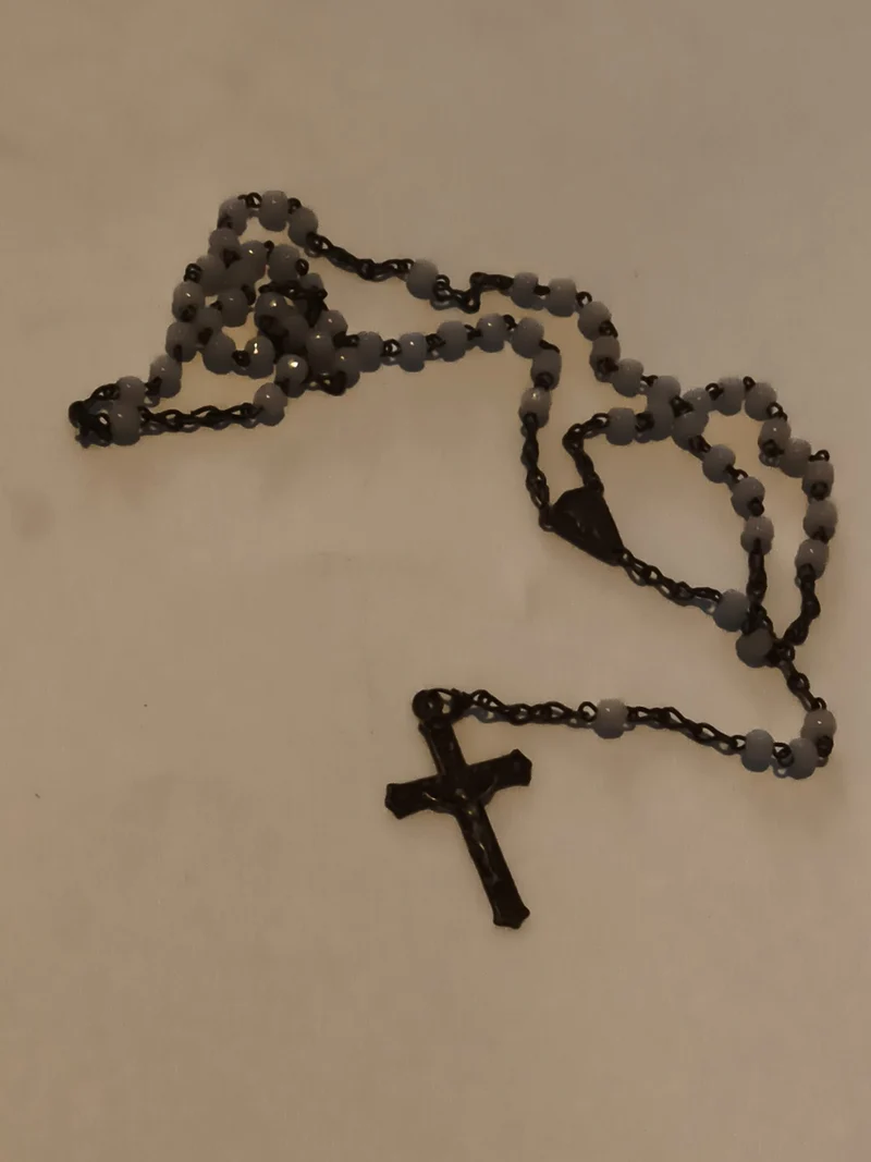 Chapelet ancien catholique perles grises croix foncée vintage rosary