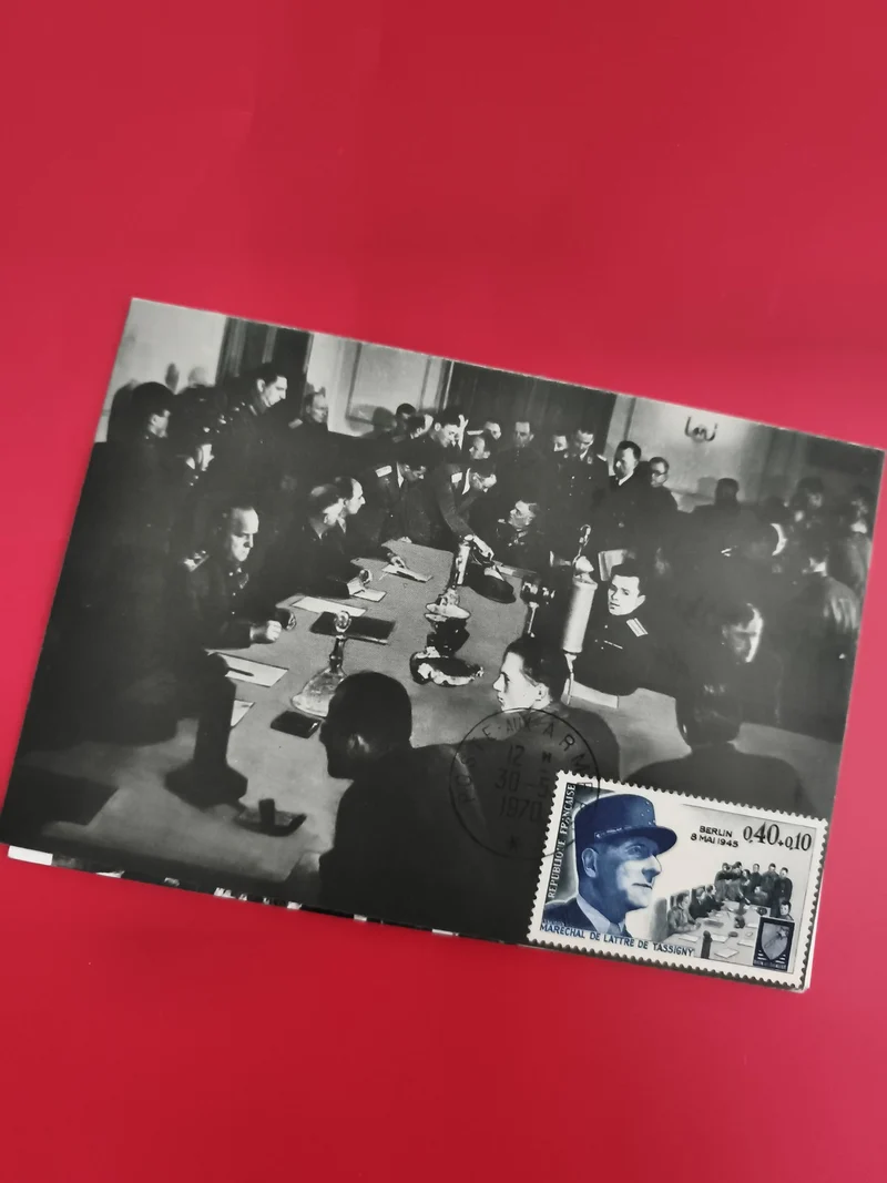 Carte postale philatélique armistice 1945 Marshal de Lattre, cachet 1970