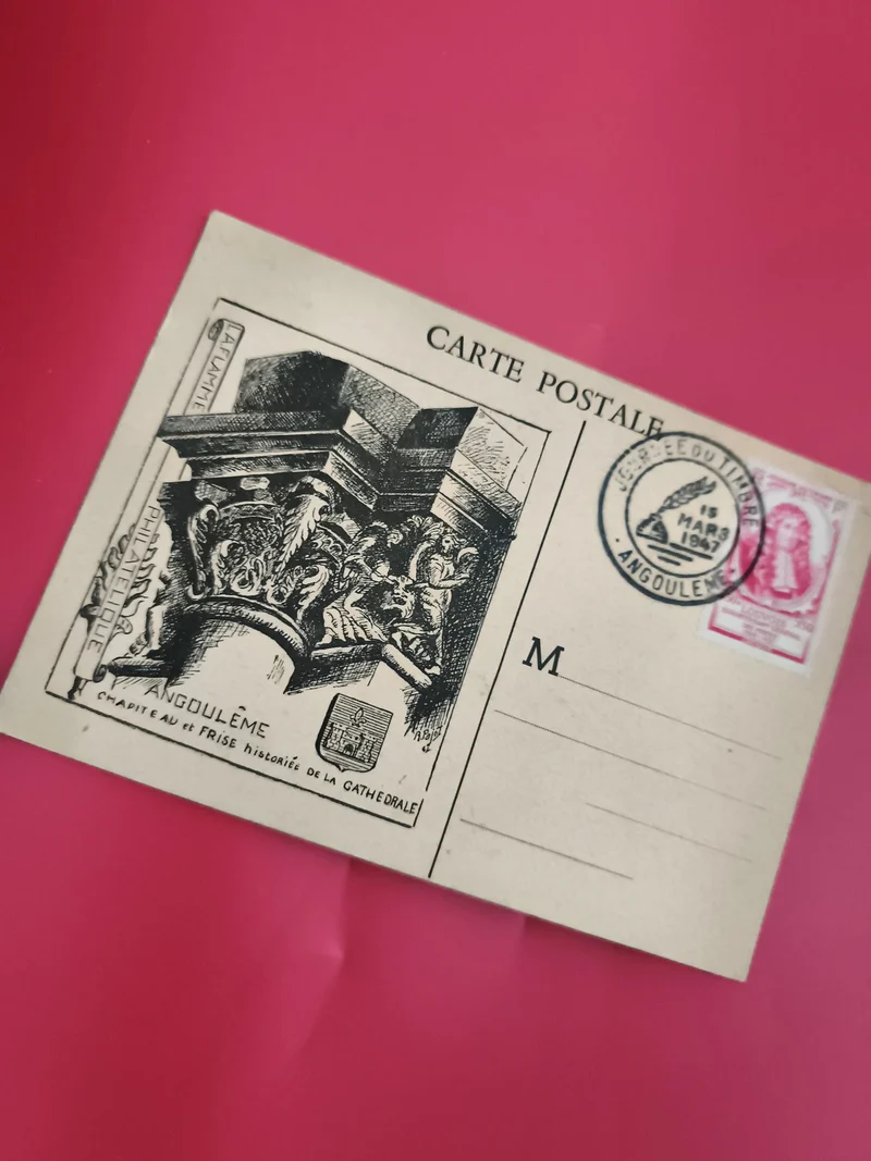 Carte postale Angoulême chapiteau cathédrale, timbre 1947, philatélie