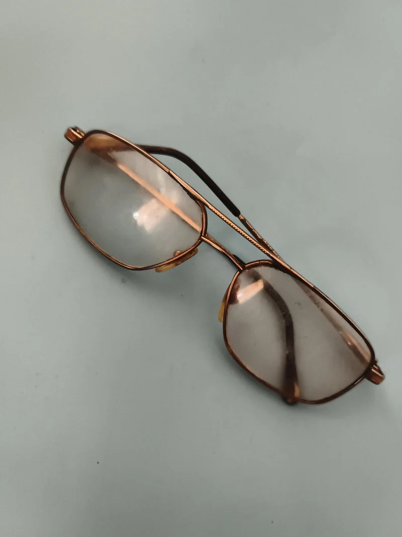 Lunettes anciennes de vue monture dorée style 1930 vintage rétro optique