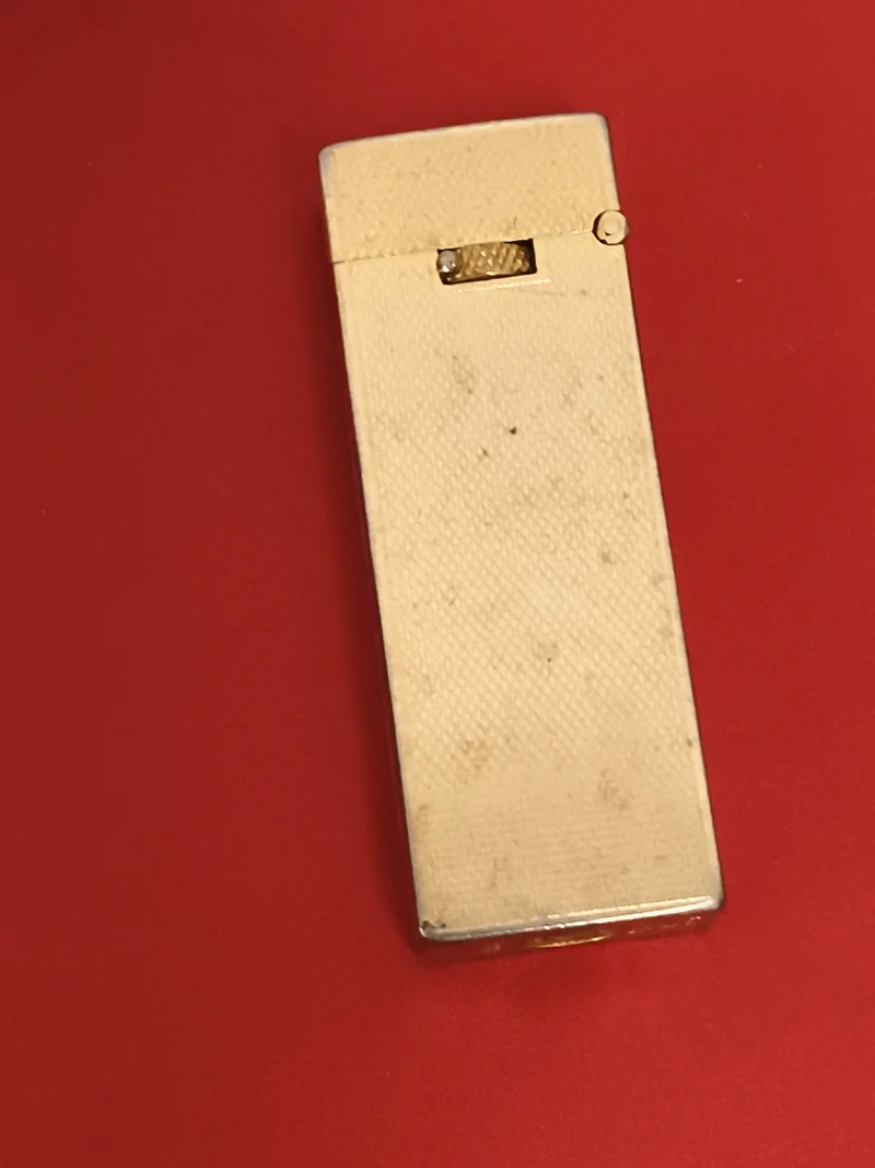 Briquet ancien rectangulaire finition claire, allumeur vintage, accessoire fumeu
