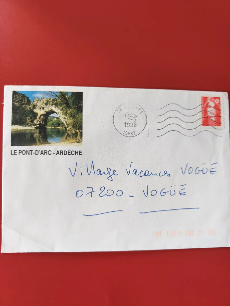Enveloppe philatélie Le Pont d?Arc Ardèche affranchie Marianne rouge