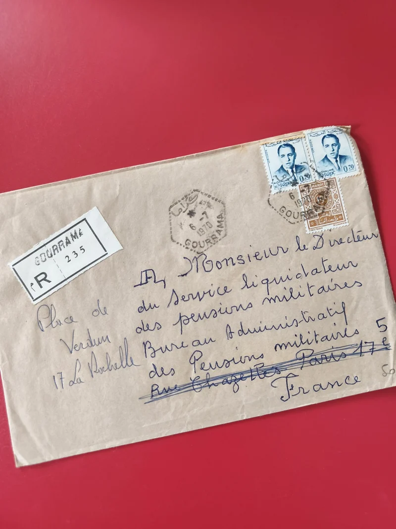 Enveloppe philatélie affranchie timbres Gourrama écriture manuscrite
