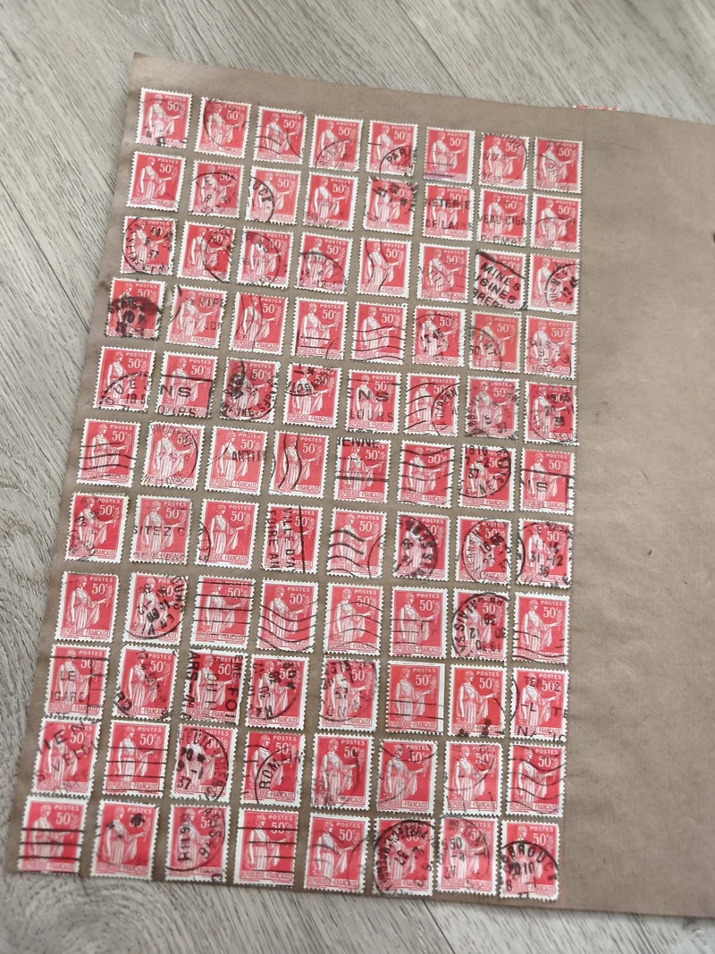 Gros lot timbres anciens Marianne 50c rouges oblitérés pour étude philatélie