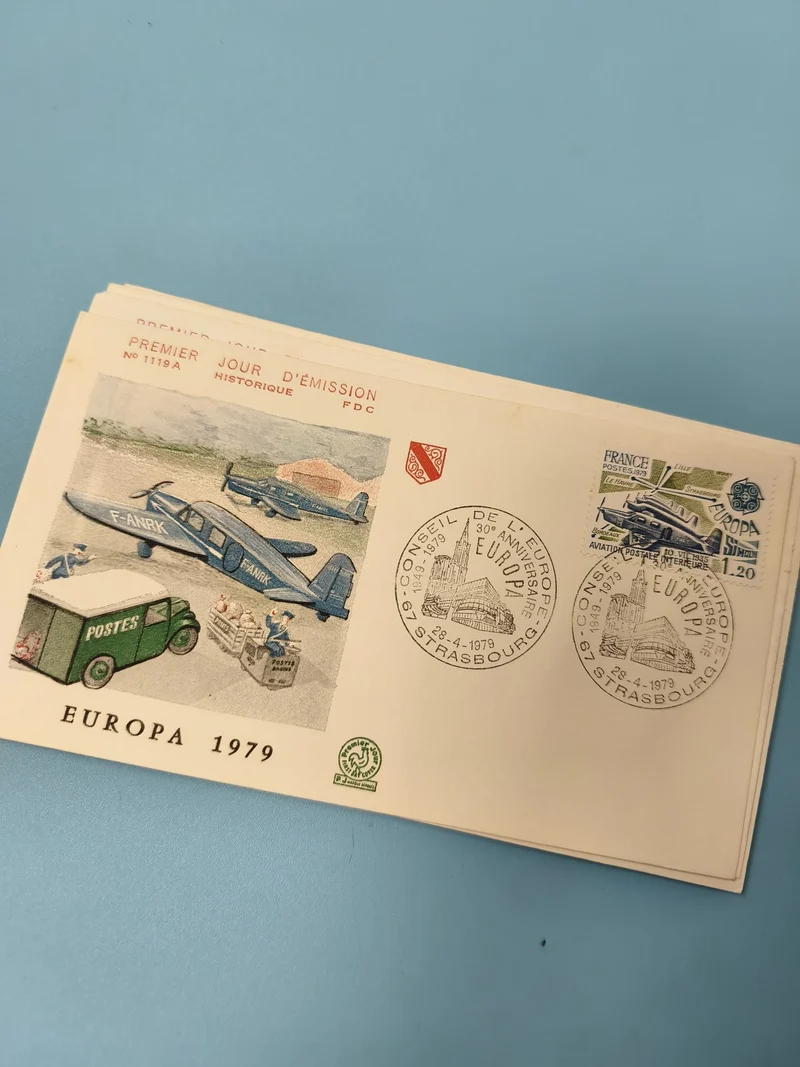 Enveloppe FDC Premier Jour d?Émission Europa 1979, illustration avion et poste