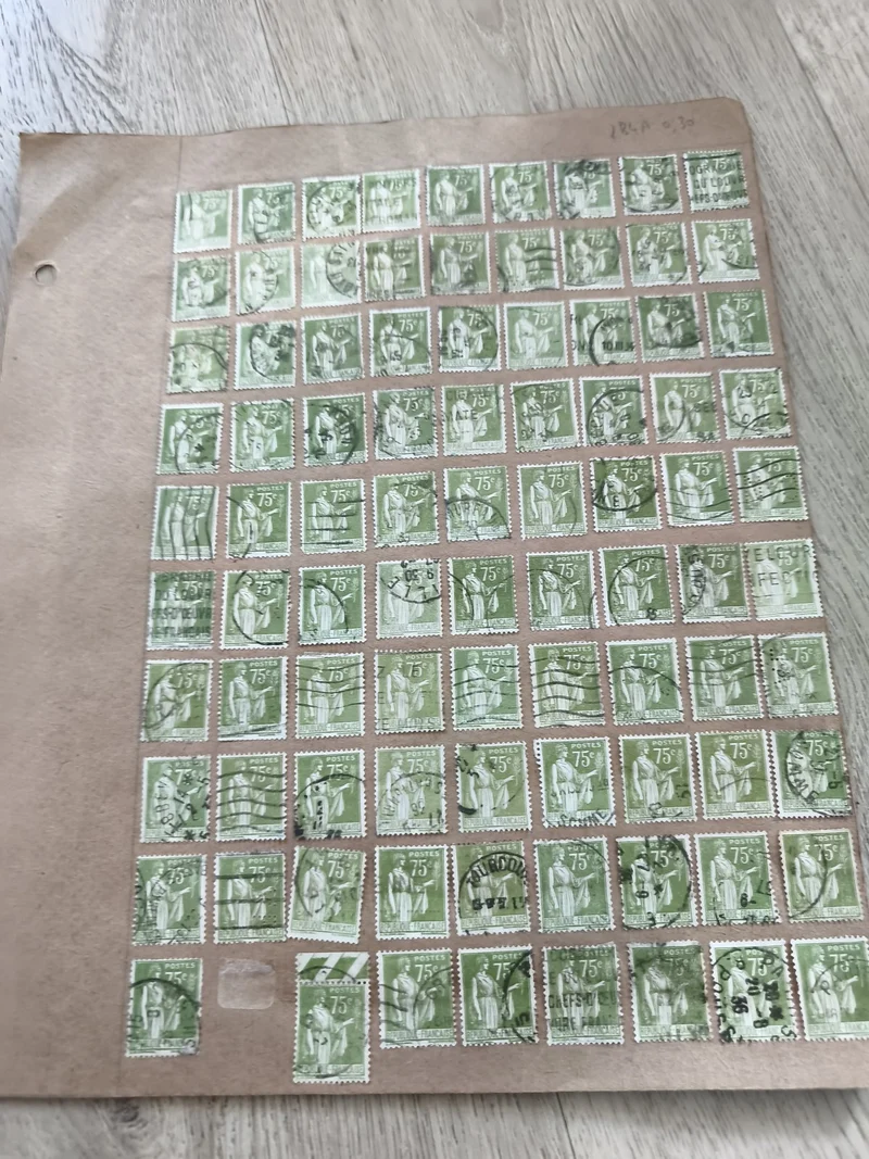 Gros lot timbres anciens Marianne 75c vert planche philatélie étude France