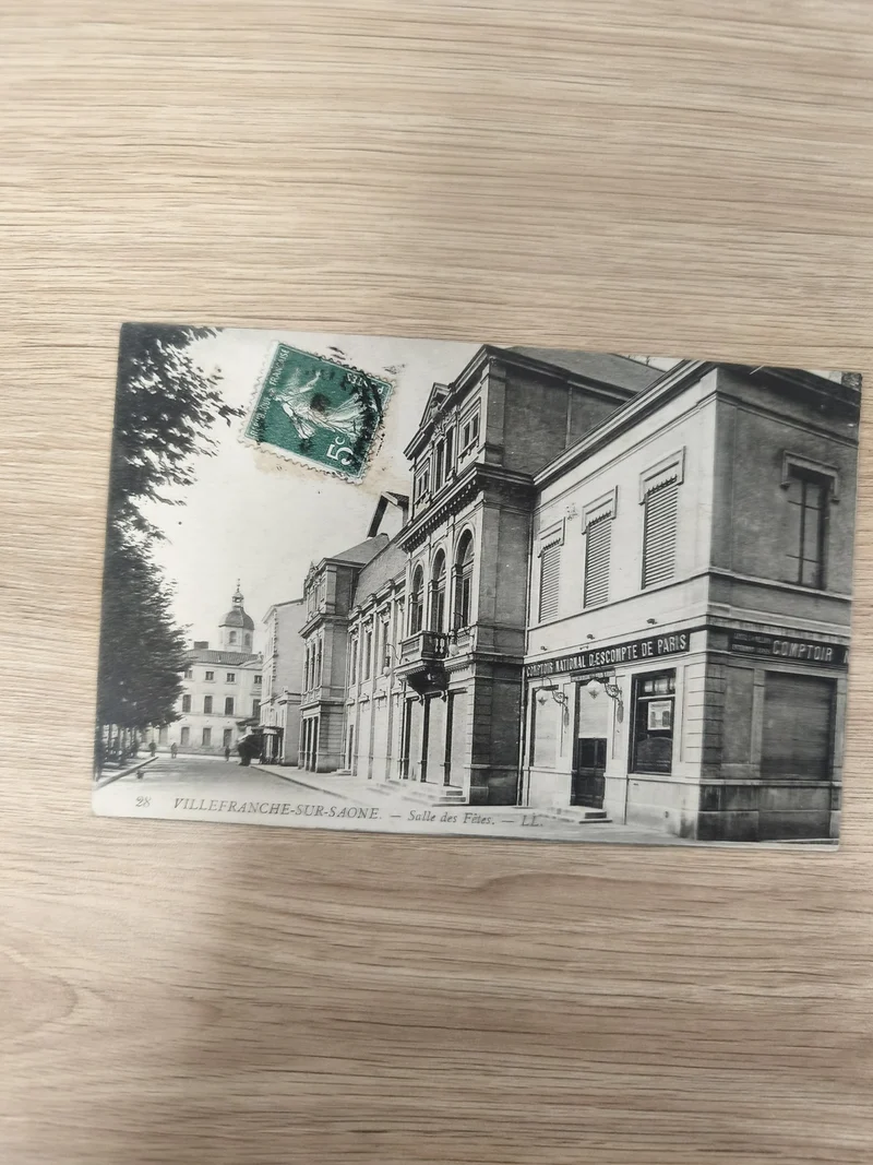 Ancienne carte postale Villefranche-sur-Saône Salle des Fêtes CPA timbrée