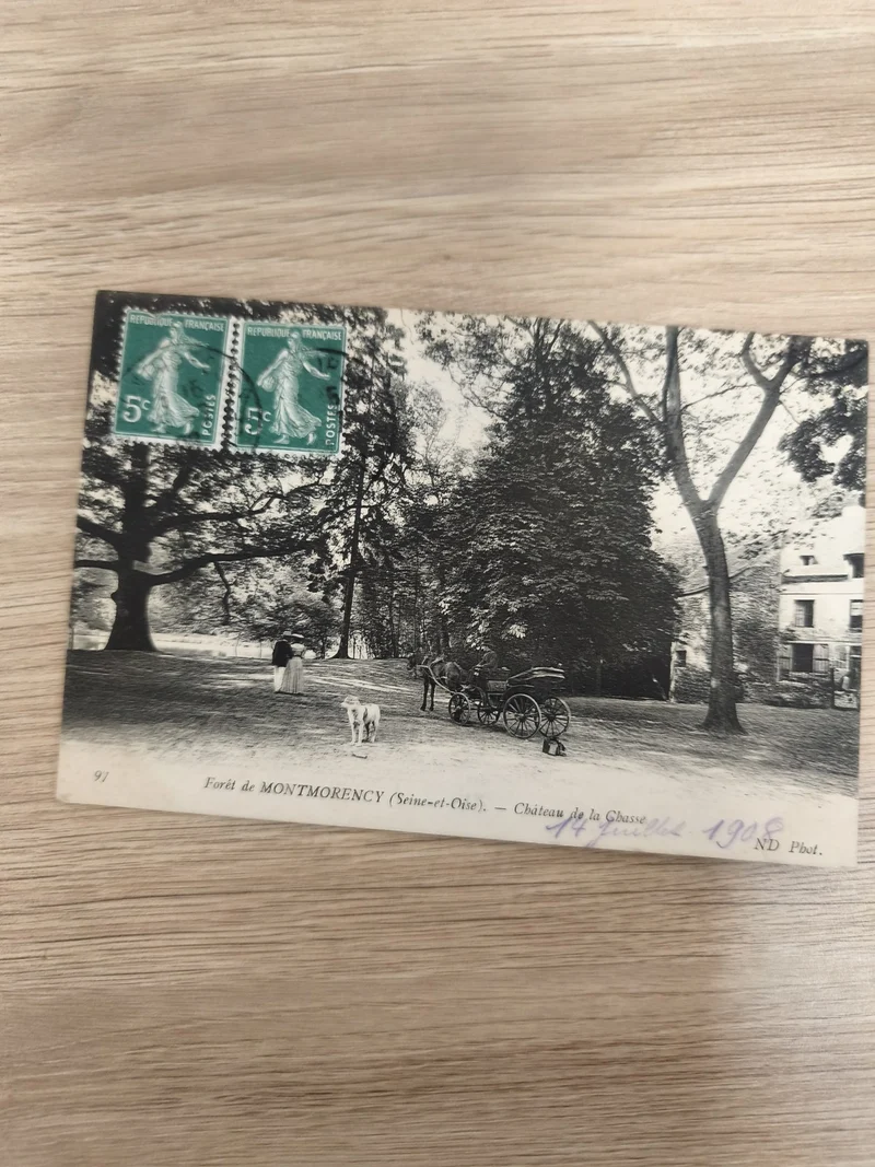 Ancienne carte postale Forêt de Montmorency Château Chasse timbres 5c France