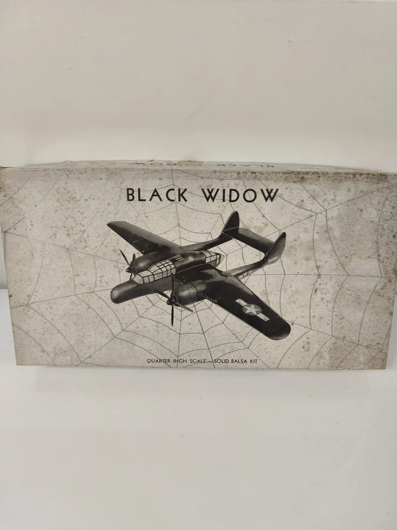 Hawk 1:48 Black Widow Vintage Kit avion balsa complet boîte illustrée