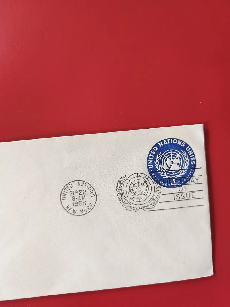 Enveloppe philatélie Nations Unies cachet bleu New York 1958 timbre oblitéré