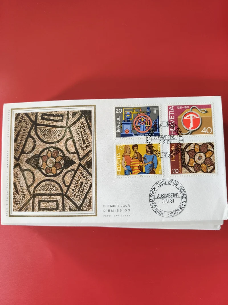 Enveloppe philatélie Premier Jour Suisse, 4 timbres, illustration mosaïque
