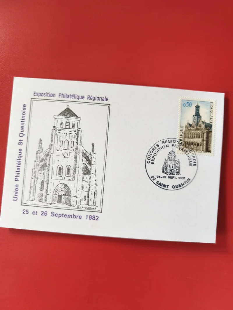 Carte postale philatélie Exposition Régionale Saint-Quentin 1982 timbre bâtiment