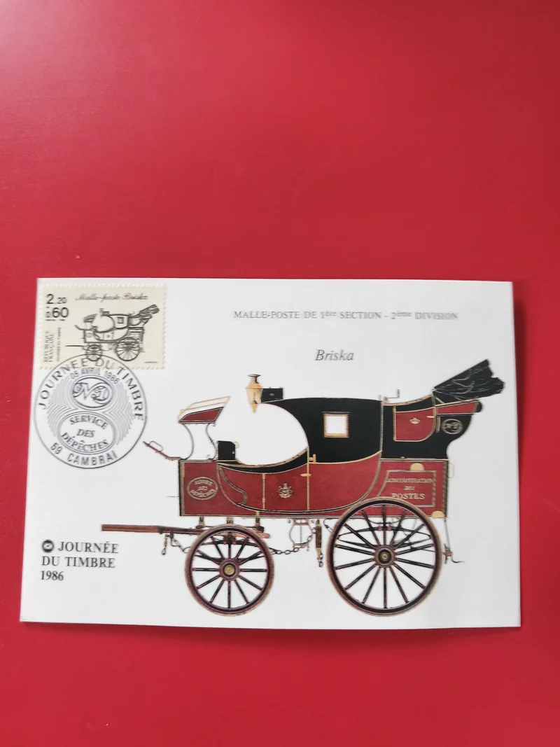 Carte postale philatélie Journée du Timbre 1986 Briska malle-poste rouge