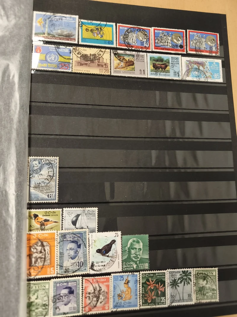 Lot de timbres Ceylan et thématiques, multicolores, formats variés, oblitérés