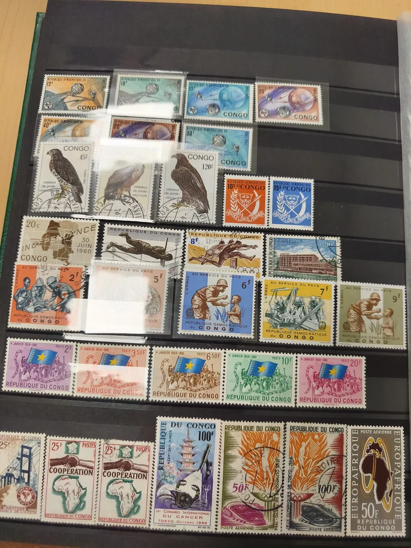 Lot timbres République du Congo divers motifs couleurs variées philatélie