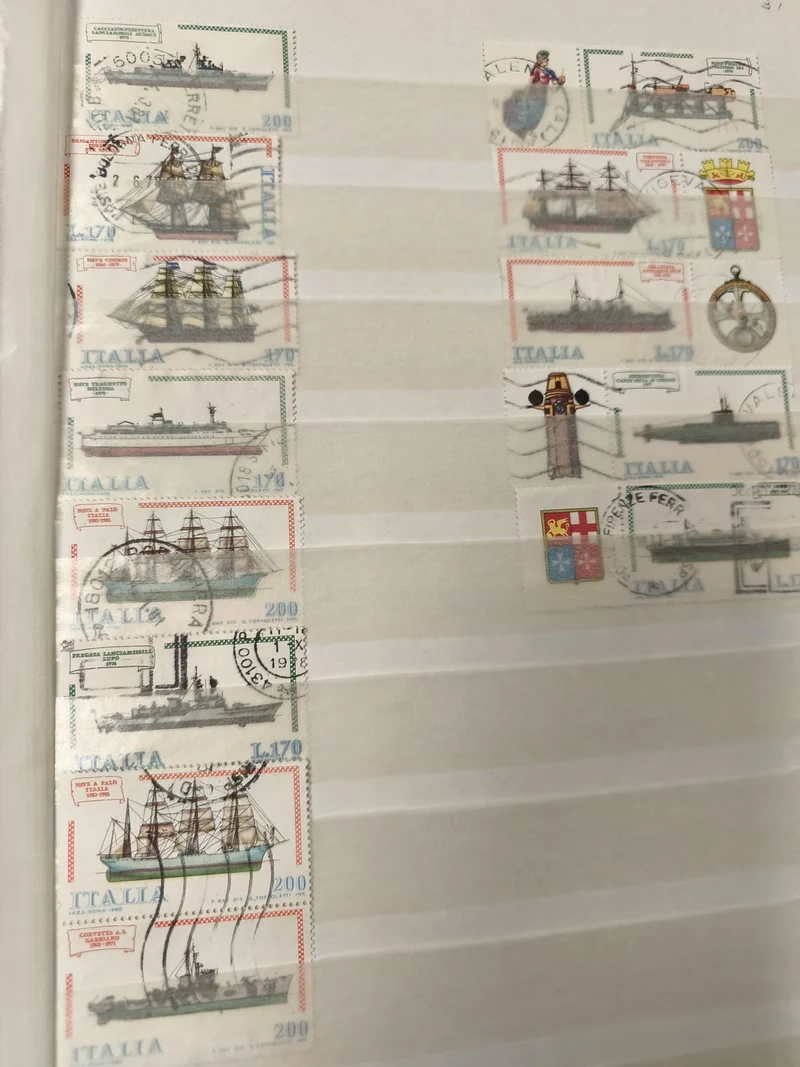 Lot timbres Italie oblitérés thème bateaux et marine, motifs navires, support no