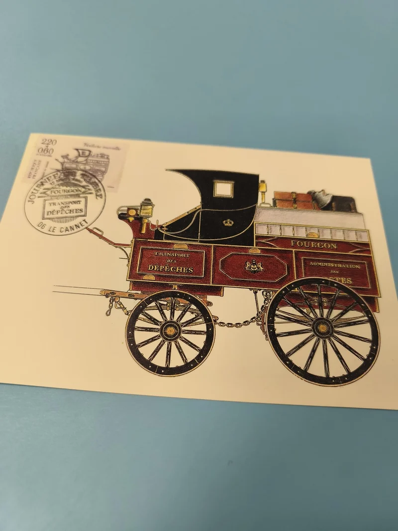 Carte postale philatélie timbre transport dépêches illustration diligence