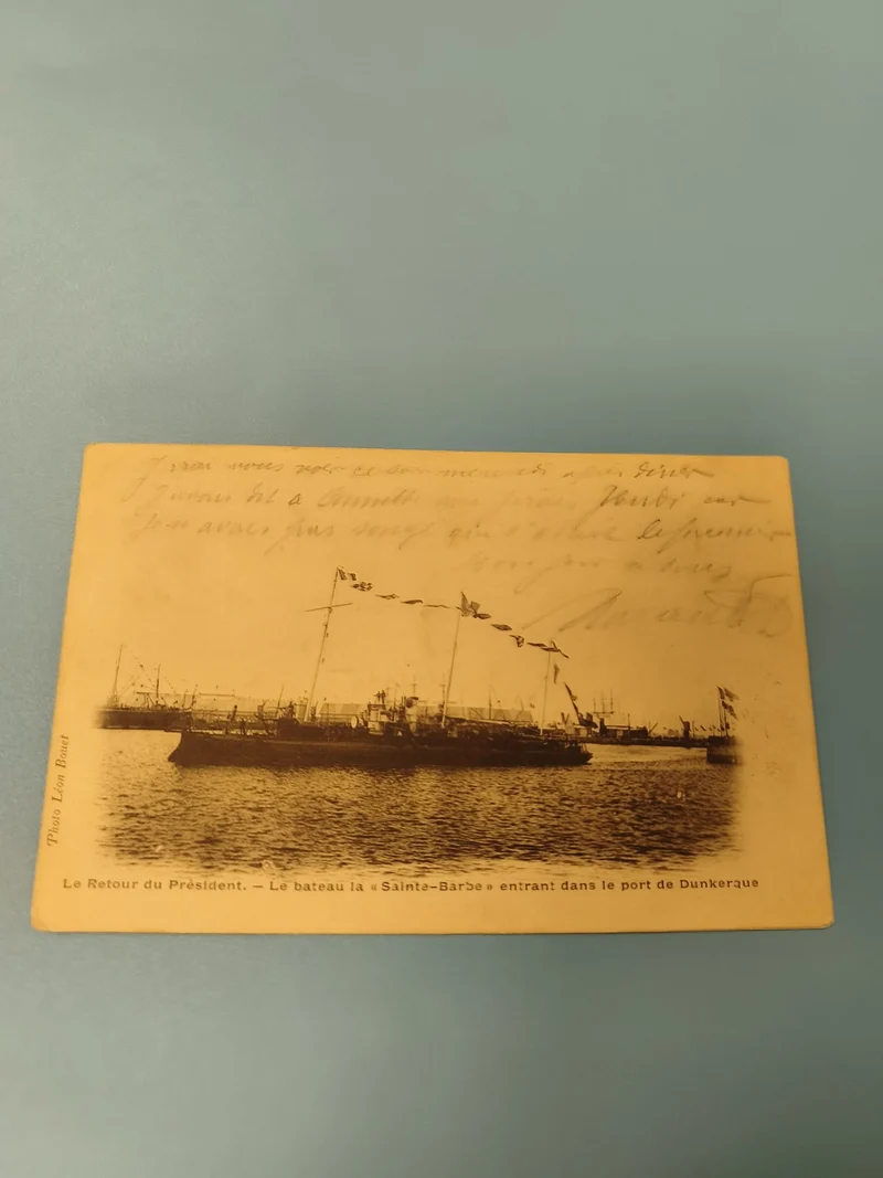 Carte postale ancienne CPA bateau Sainte-Barbe Dunkerque port maritime rétro