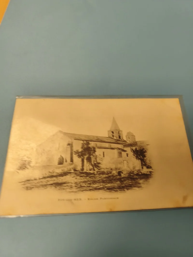Carte postale ancienne CPA Eglise Paroissiale Fos-sur-Mer noir et blanc