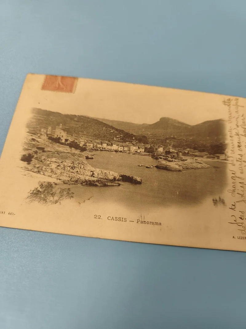 Carte postale ancienne CPA Cassis Panorama timbre 10c écrite vue village