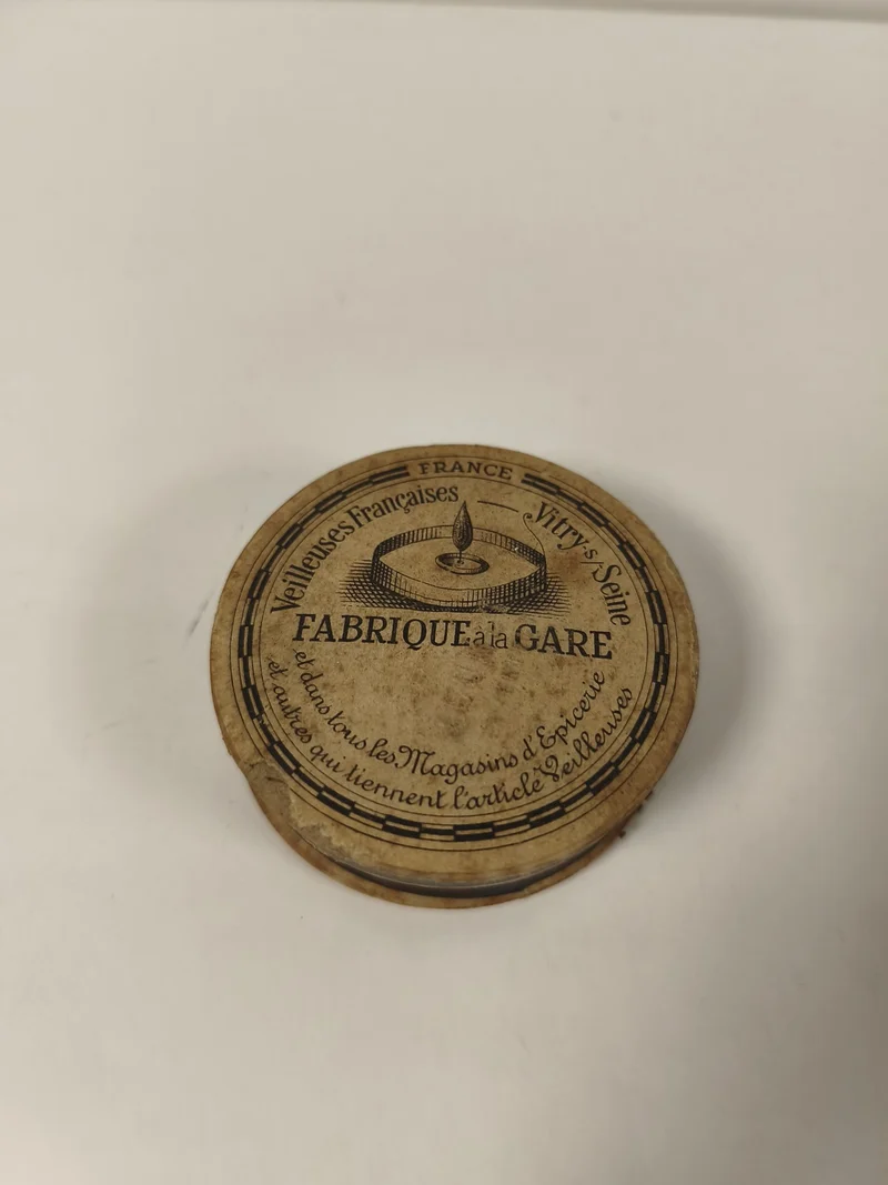 Ancienne boîte publicitaire ronde Vitry-sur-Seine Fabrique à la Gare déco vintag