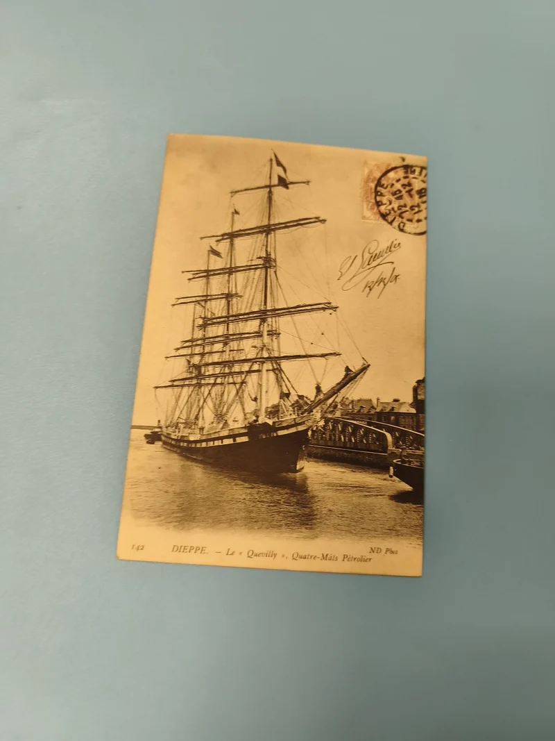 Carte postale ancienne Dieppe voilier Quatre-Mâts Querilly timbre collection